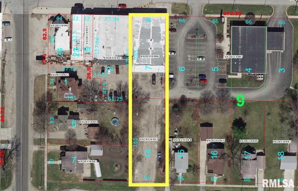 320 E Main St, Knoxville, IL 61448